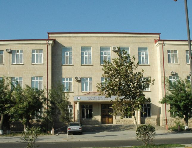 "Qızılqum"dan müvəqqəti məskunlaşan ailələrə YENİ TƏKLİF