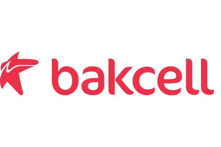  Bakcell neftçiləri təbrik etdi
