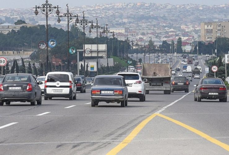 Bakıda yol polisləri şəxsi maşınlarla gizli cərimə yazır? - DYP-dən CAVAB - FOTO