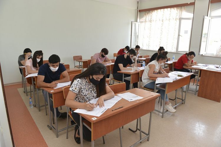Abituriyentlərin nəzərinə! - Boş qalan yerlərə və kolleclərə ixtisas seçimi başlayır: TARİX AÇIQLANDI