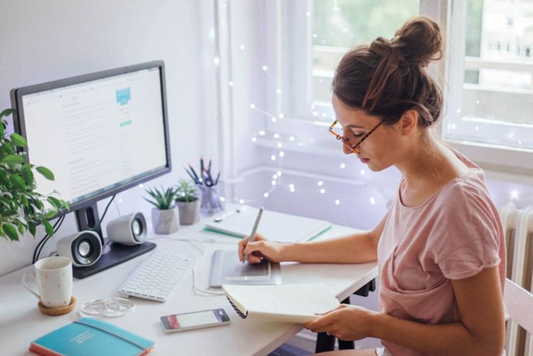 Bu universitetdə onlayn dərslər dayandırıldı - SƏBƏB