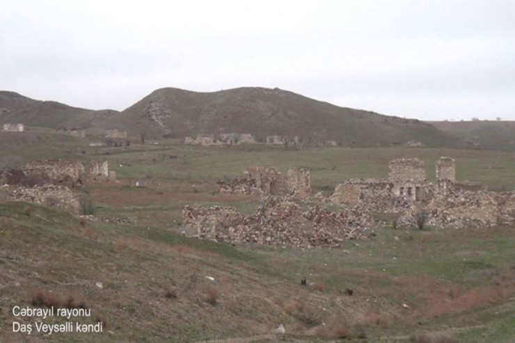 Cəbrayıl rayonu Daş Veysəlli kəndindən görüntü