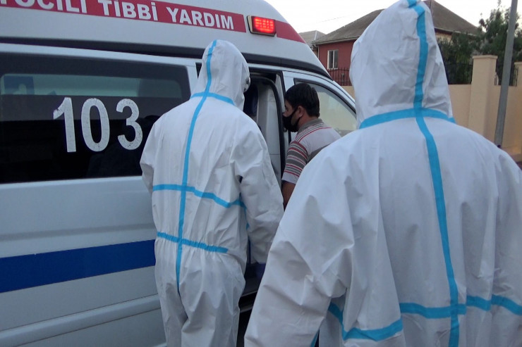 Üç koronavirus xəstəsinə cinayət işi açıldı