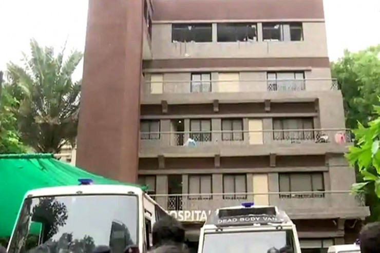 Hindistanda son 3 gündə 35 koronaviruslu xəstə DİRİ-DİRİ YANDI 