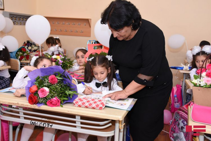 Bu gündən birinci siniflərə şagird qəbuluna başlanılır