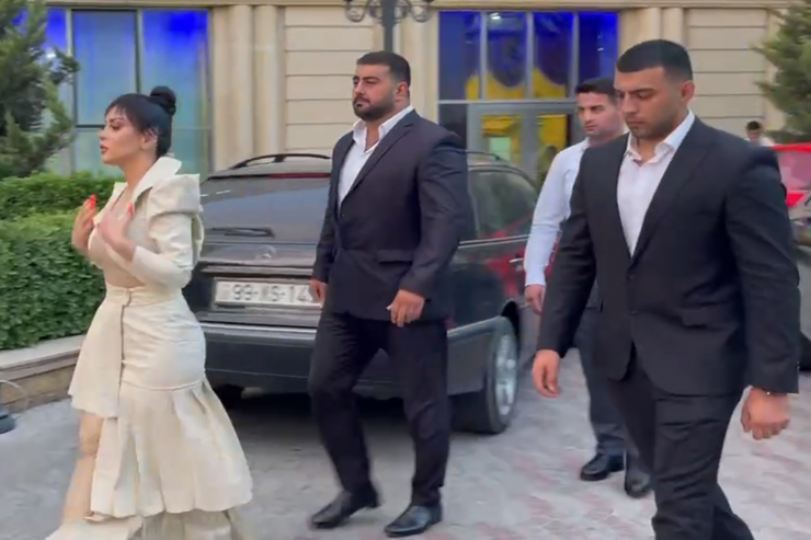 Müğənni Vəfa Şərifova