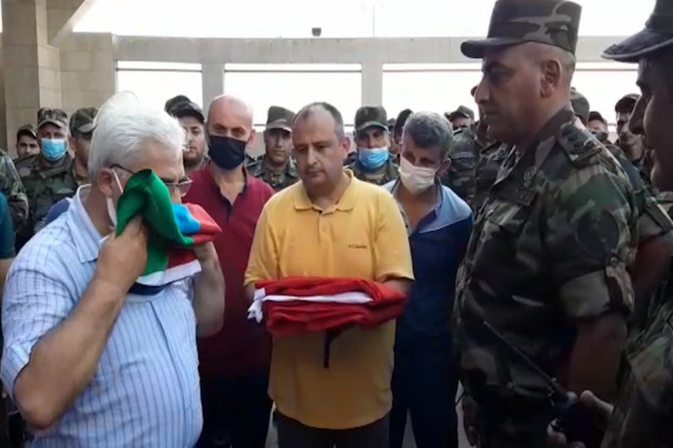 FHN-in yanğın-xilasetmə qüvvələrindən ibarət üçüncü qrup Türkiyəyə çatıb-VİDEO 