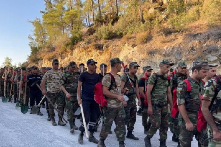 Türkiyə mediası azərbaycanlı yanğınsöndürənlərin fədakarlığından yazır - VİDEO 