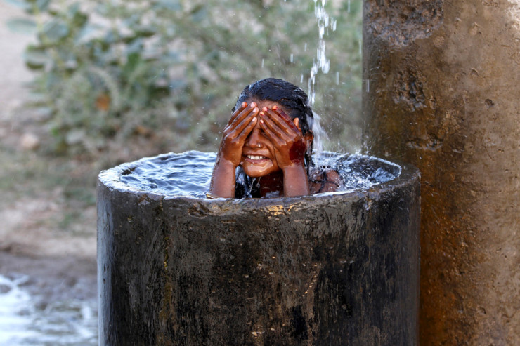 Günəş şüalarının  FAYDALARI   və  ZƏRƏRLƏRİ 