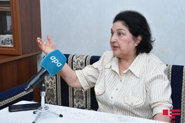 Tarix elmləri doktoru Lətifə Əliyeva