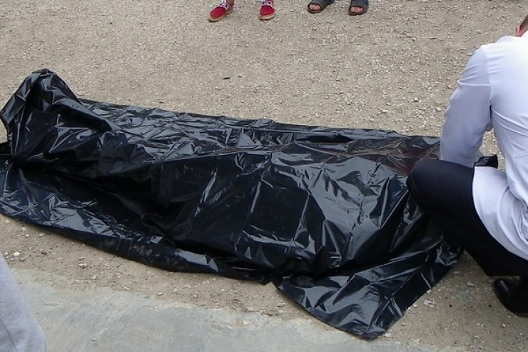 "Vosmoy" bazarında arabaçı işləyənin meyiti tapıldı