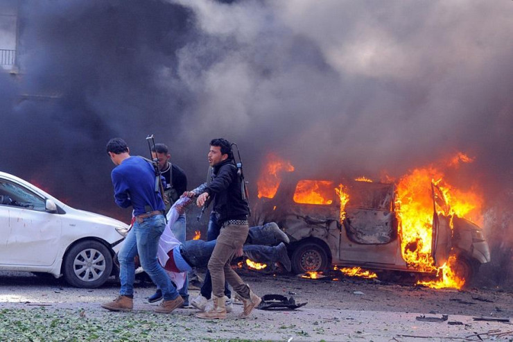İşçiləri daşıyan 2 avtobusa hücum edildi:  10 neftçi ölüb... 