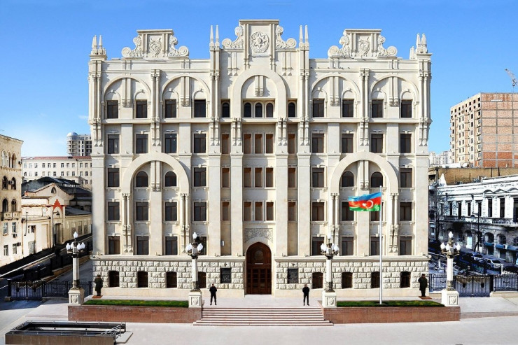 Daxili İşlər Nazirliyi hüquqşünas AXTARIR 