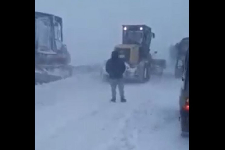 Laçında çovğun