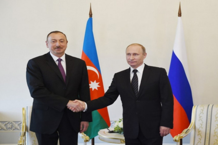 Putin İlham Əliyevə təbrik göndərdi