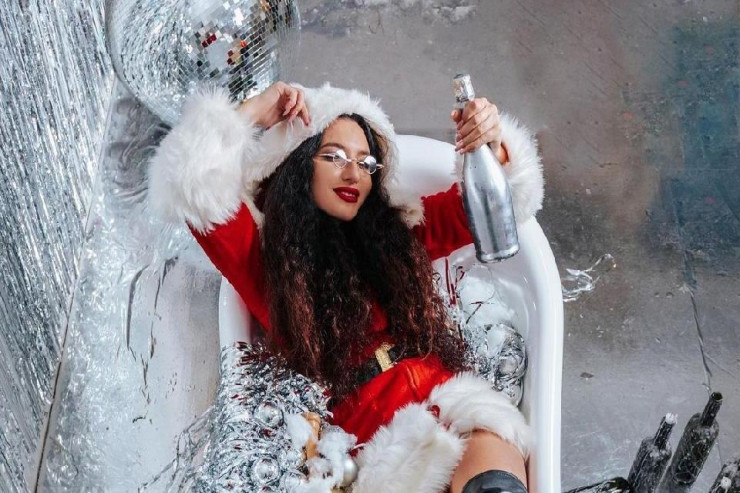 Dilarə Kazımova, müğənni