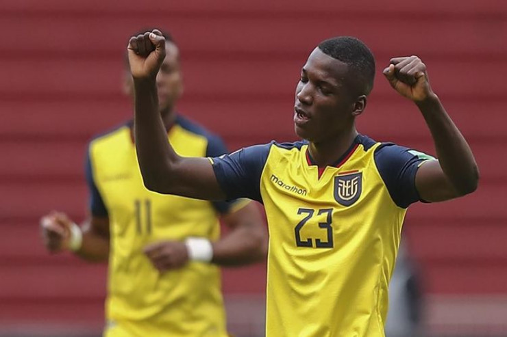 Premyer Liqa klubundan 4,5 milyonluq transfer