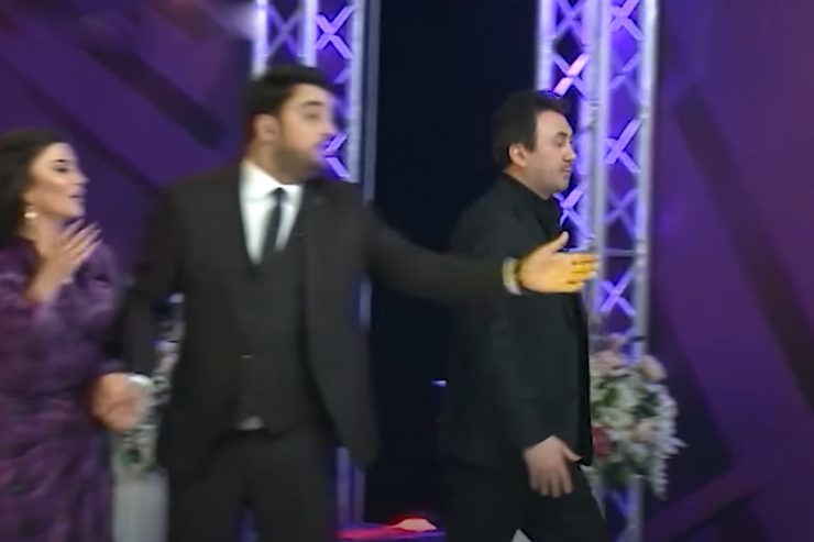  Efirdə gərgin anlar  - Azərbaycanlı məşhur studiyanı TƏRK ETDİ - VİDEO 