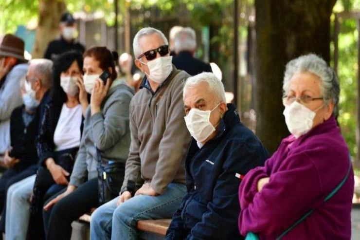 65 yaşdan yuxarı vətəndaşların vaksinasiya üçün qeydiyyatı başlayır