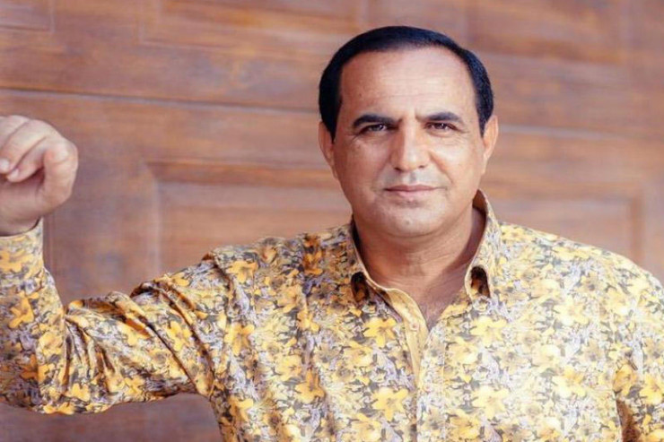 "Dünyanın hər yerində evim var" - Manaf Ağayev 