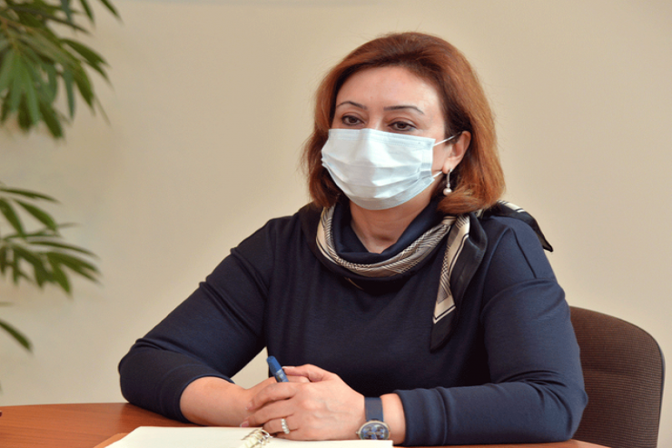 Məktəb direktorları təltif edildi
