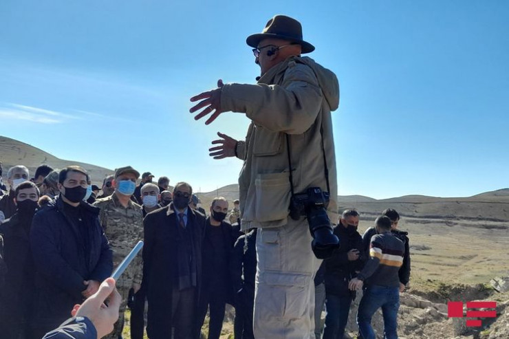 Rəssam Reza Deqqəti. Cəbrayılda