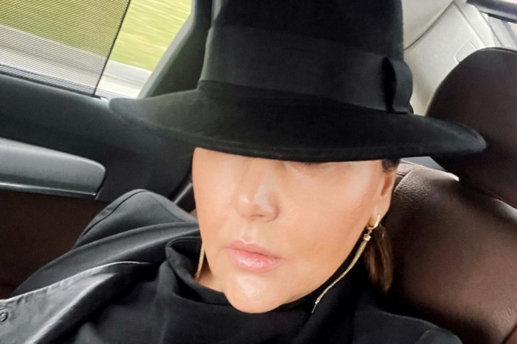 Zülfiyyə Xanbabayeva fərqli imicdə -  FOTO  