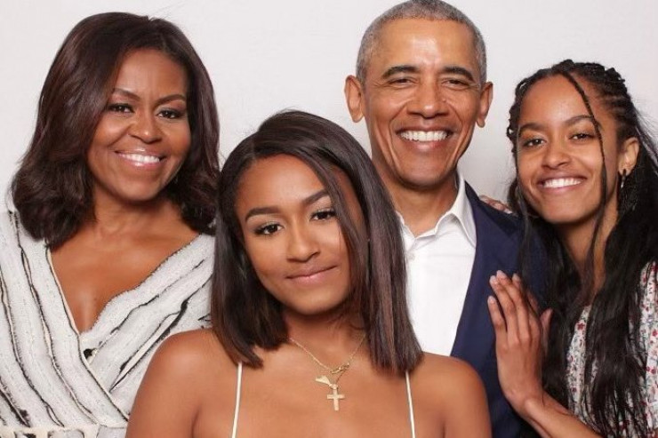 Obamadan sevgililər günündə ETİRAF: “Göz qamaşdırıcı işığınız...”