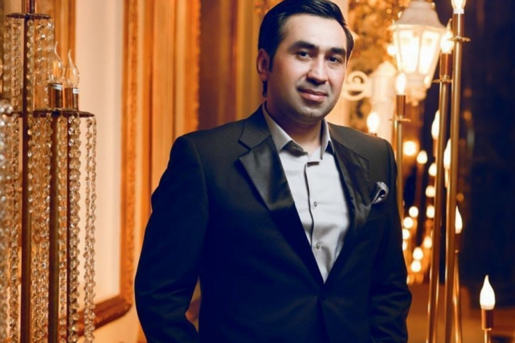 Müğənni Elton Hüseynəliyev