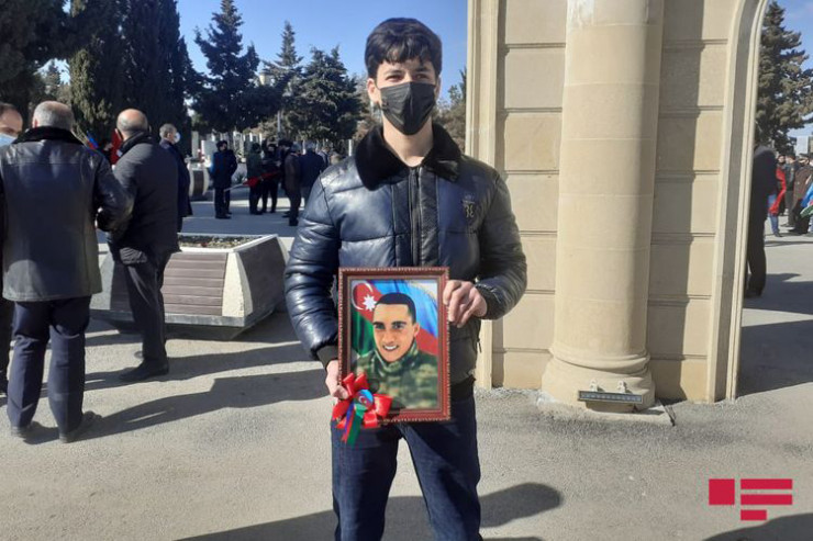 Şəhid Əmrah Rajapovun dəfn mərasimi