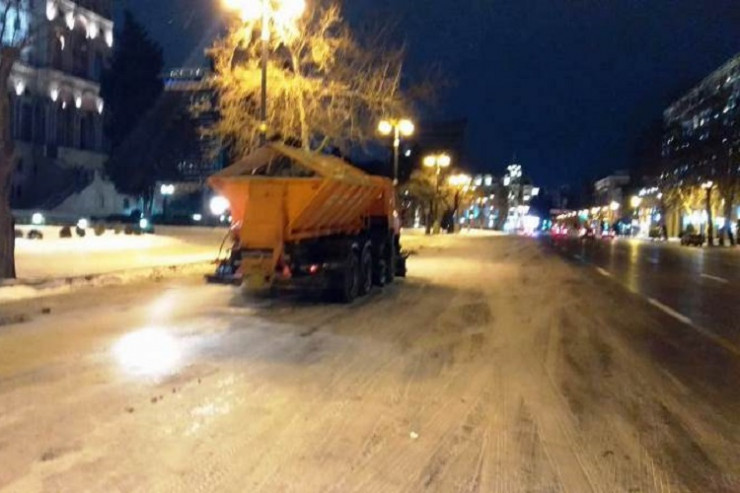 Yollarda qarın təmizlənməsi