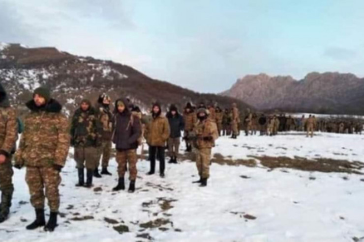 Emin Həsənli:  “Qarabağda ələ keçən silahlılar terrorçudur, güzəşt olmayacaq”