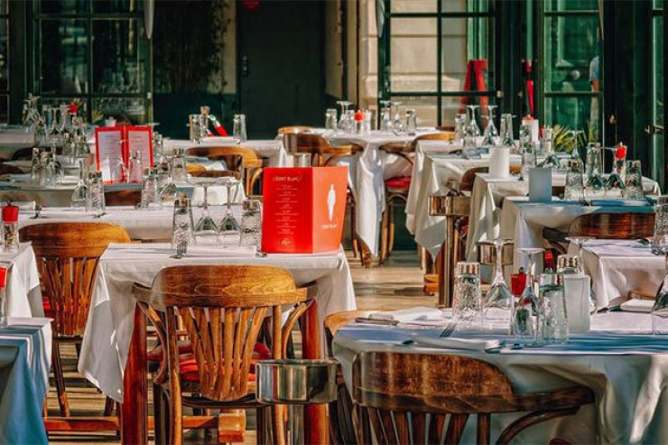 Gizlin restoran işlətmək icarədara baha başa gəldi