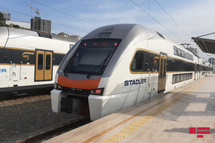 Bakıdan Sumqayıta qatarla gedənlərin  NƏZƏRİNƏ  