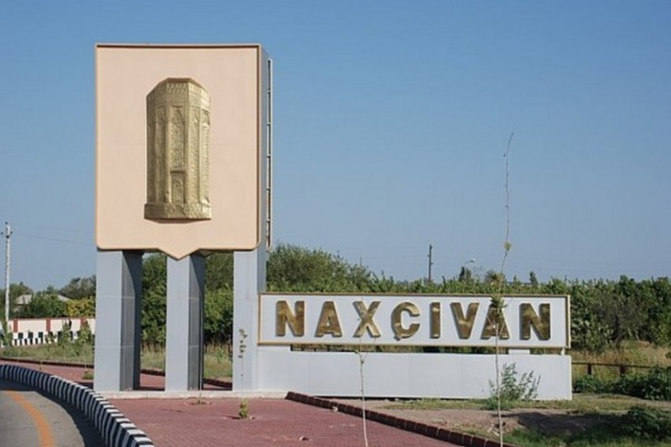 Naxçıvana quru yolu ilə reyslər bərpa olundu 