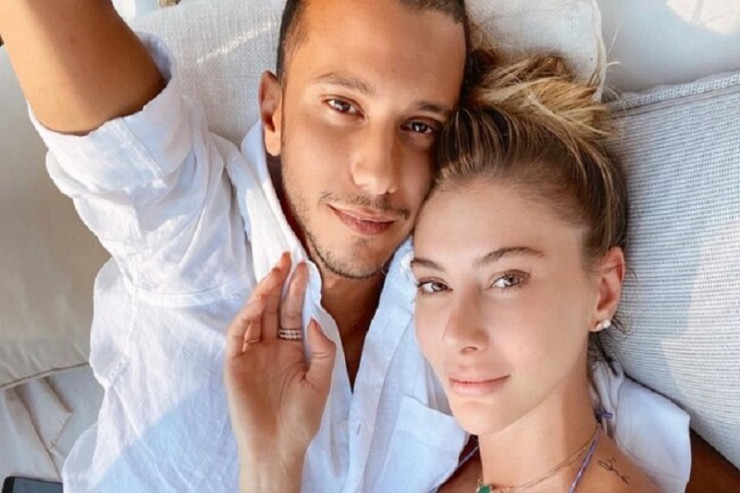 Şeyma misirli sevgilisinə - "Darıxdım" 