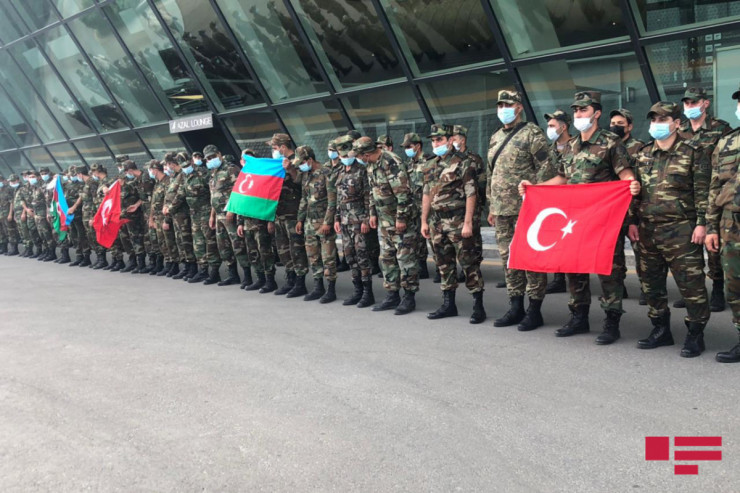Azərbaycan yanğınsöndürənləri Türkiyəyə yola düşdü - FOTO 