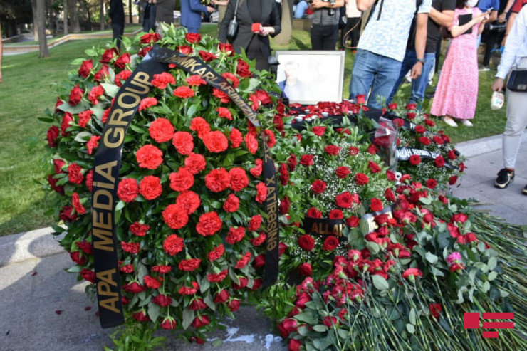 “APA Media Group”un əməkdaşları Kəlbəcərdə şəhid olan media işçilərinin xatirəsini anıblar