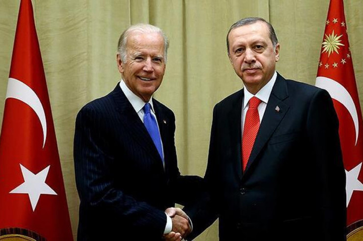 Türkiyə Prezidenti Rəcəb Tayyib Ərdoğan və ABŞ Prezidenti Co Bayden