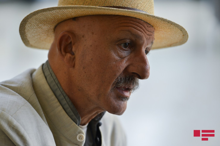 Məşhur fotoqrof Reza Deqati