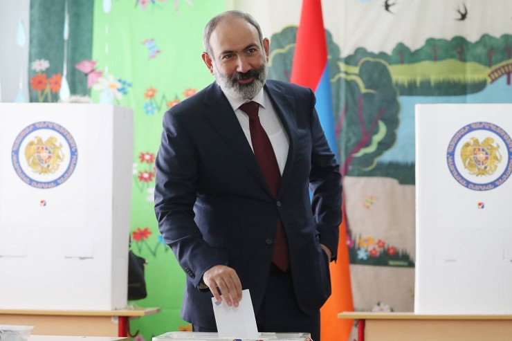 Ermənistanın baş naziri vəzifəsini müvəqqəti icra edən Nikol Paşinyan