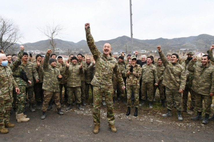 Zəfərin formulu:   Qətiyyətli lider, güclü ordu