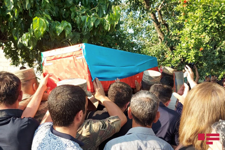 Nəşi tapılan şəhidimiz Şəmkirdə dəfn olunacaq - FOTO 
