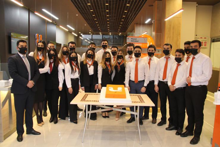 "Unibank" filialı yeni konseptdə və yeni ünvanda