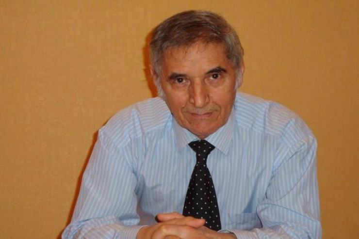 Yazıçı Azər Abdulla (Əhmədbəyli)