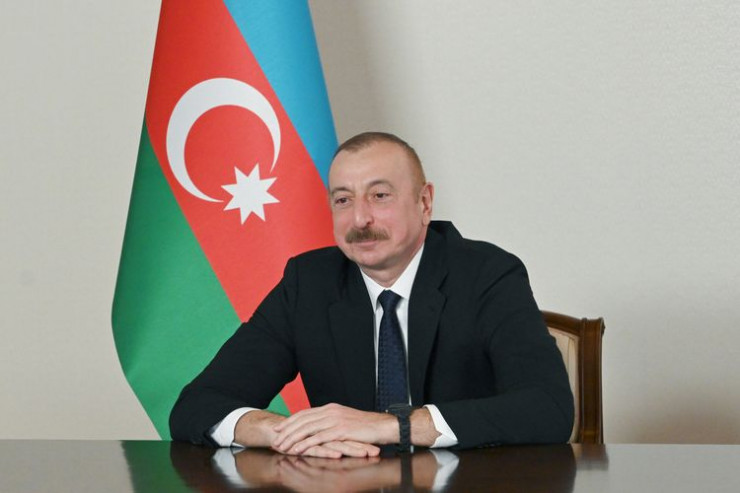 İlham Əliyev Azərbaycan qadınlarını təbrik etdi