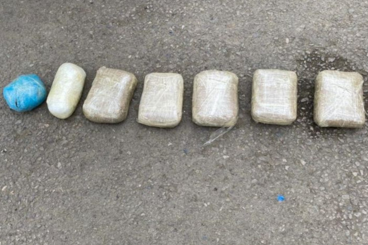 Avtomobildən 14 kilodan çox NARKOTİK ÇIXDI 