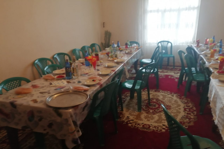 Karantində toy