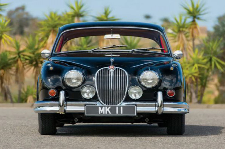 “Jaguar Mark II” markalı avtomobil