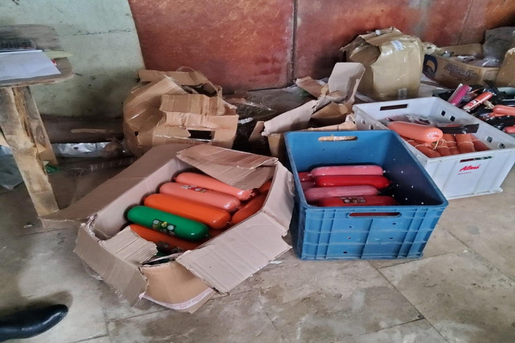 Kolbasa sexində yoxlama:  vaxtı keçmiş, kifli məhsulları... 